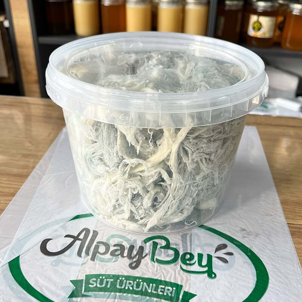 GÖĞERMİŞ YEŞİL ÇEÇİL PEYNİRİ 1KG