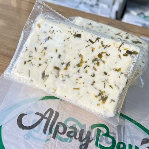 VAN OTLU PEYNİR 500GR